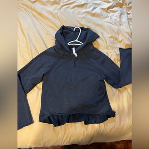 Women’s LuluLemon sweater